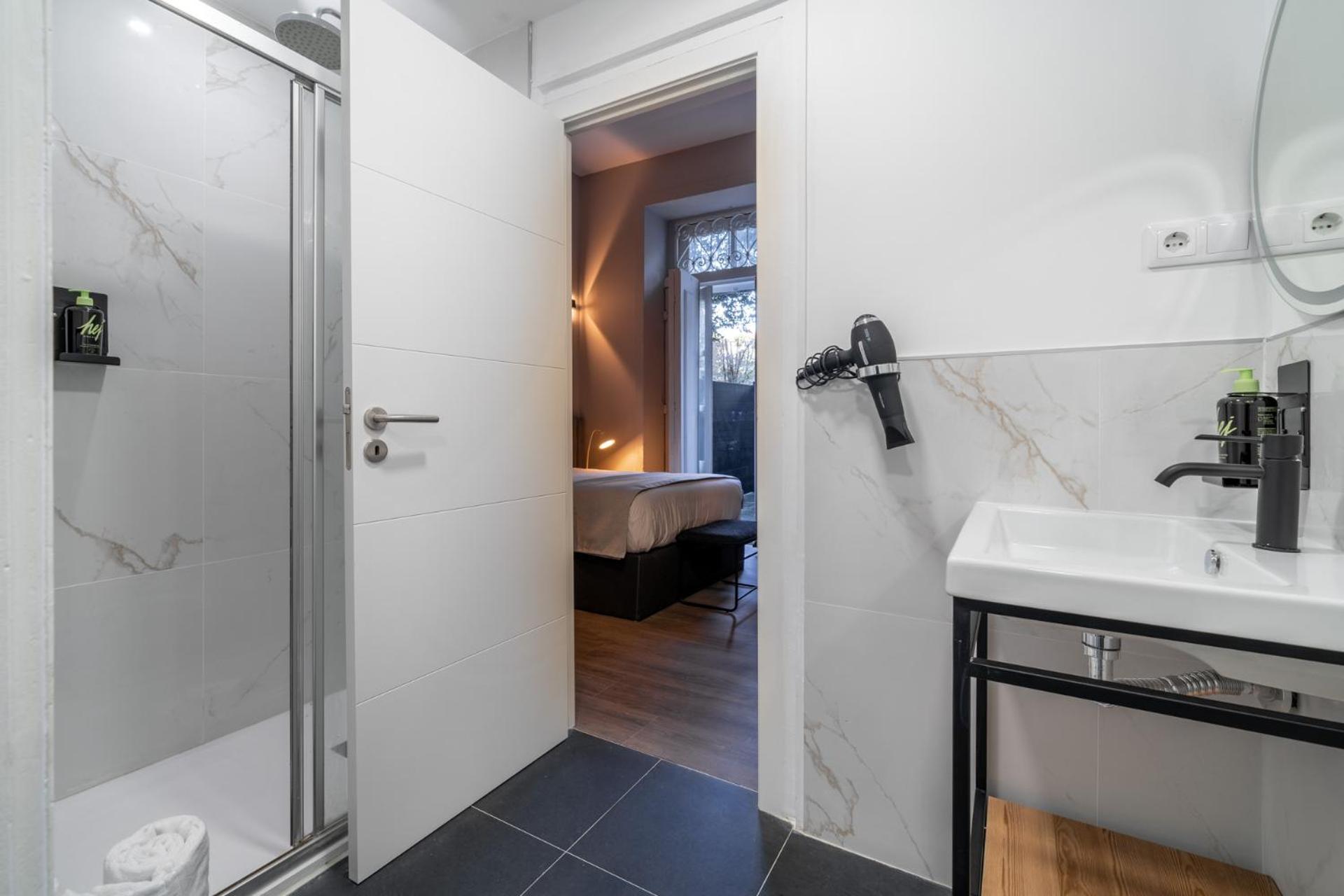 Limehome Porto Rua De Dom Manuel II Rom bilde